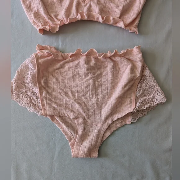 Anthropologie Sleepwear Light Pink Lace Bralette And Bloomers - Picture 9 of 11